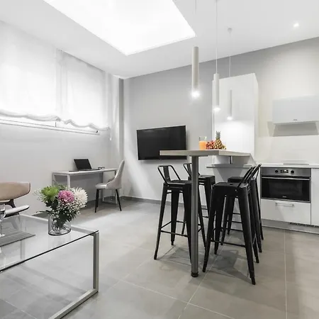 Home2book Saucillo Suites, Sunny Palmas