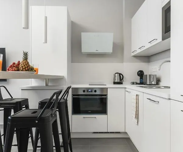 Home2book Saucillo Suites, Sunny Palmas Apartament *