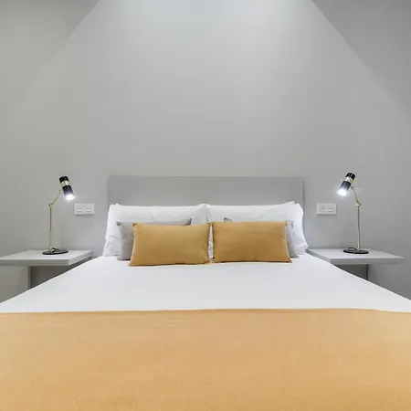 Home2book Saucillo Suites, Sunny Palmas