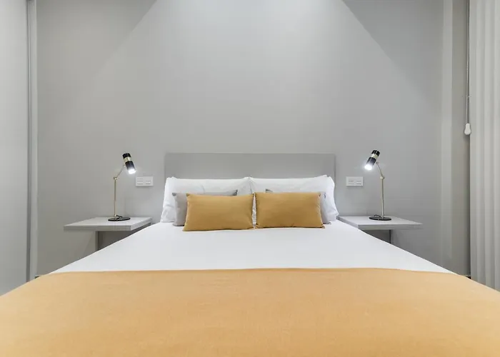 Home2book Saucillo Suites, Sunny Palmas